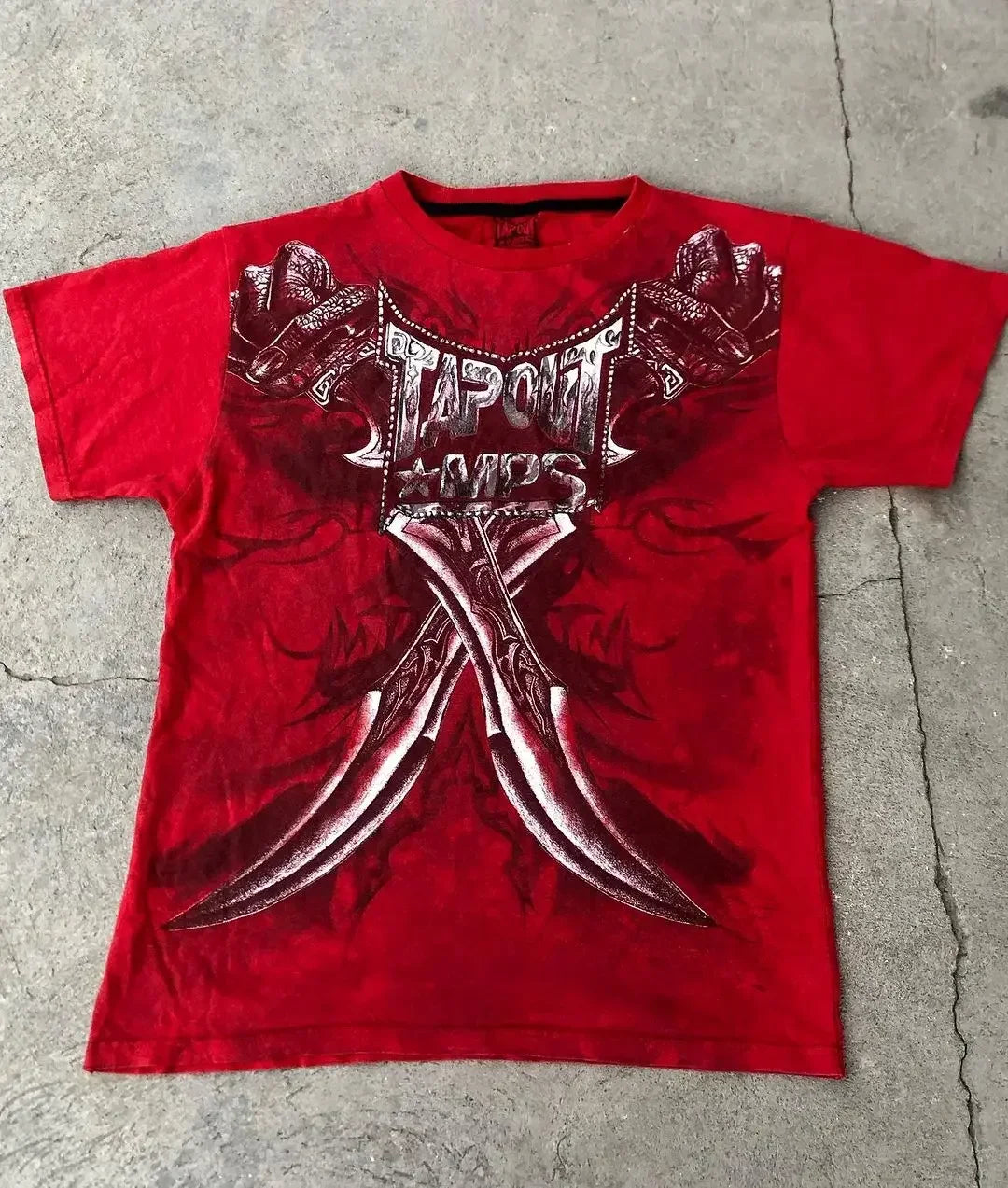 TAPOUT - Long Sleeve T-shirt